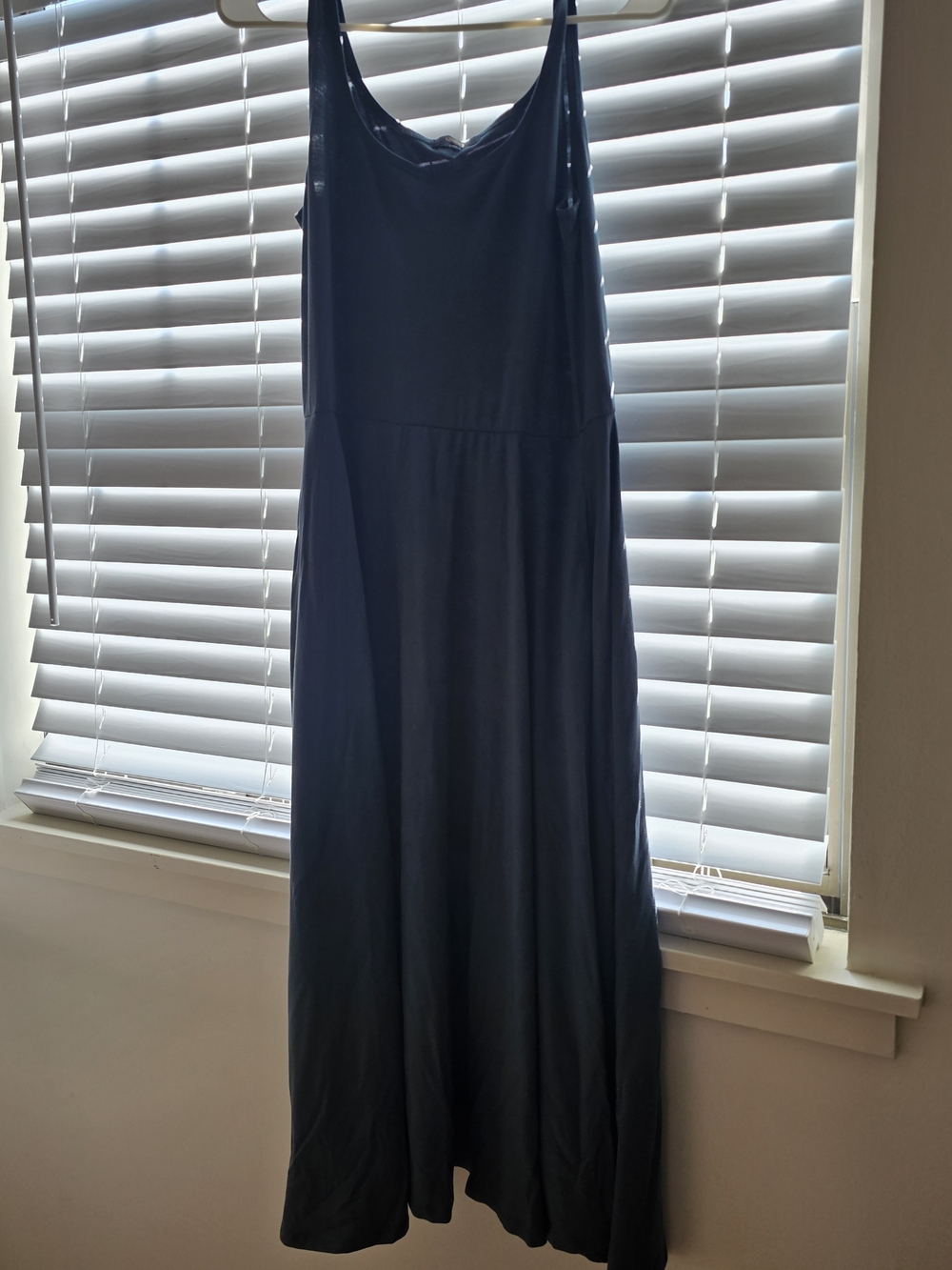 Classic Maxi Dress - Elegant Everyday Style